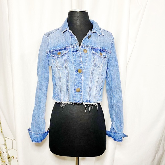 American Eagle Outfitters Jackets & Blazers - ***American Eagle Outfitters Cropped Jean Jacket M